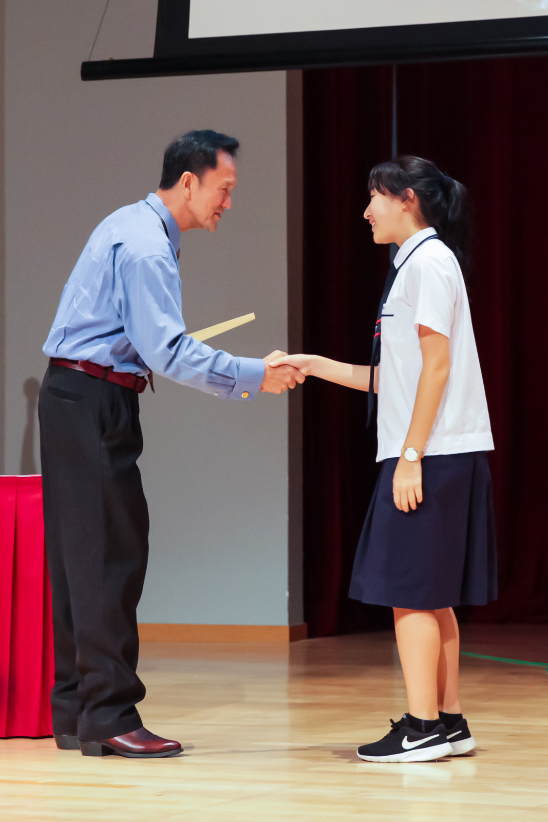 VLCS_Grad_2017_139.jpg VLCS_Grad_2017_139.jpg